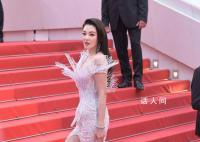 張雨綺3D打印長裙 性感與優雅并存