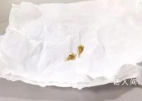 地鐵站撿廢紙團一捏發(fā)現(xiàn)是黃金耳釘 這一場景令人感嘆