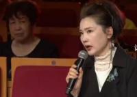 何賽飛怒批行業現狀:戲呢?錢呢?