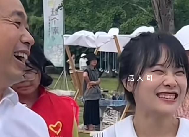 挖呀挖黃老師回應素顏被吐槽 是想讓最好的狀態(tài)展現(xiàn)給大家