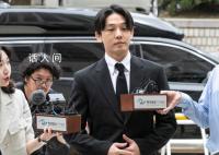 劉亞仁被上銬送往拘留所 其否認協助男友逃亡
