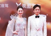 鄧超六次搭檔藍羽主持華表獎 再度搭檔同臺主持