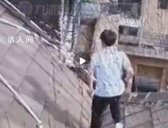 男孩14層樓頂攀爬媽媽哭求教育方法 打過罵過教育過求大家幫幫我