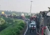 河南通報數百輛收割車無法下高速 回應：不存在數百輛車擁堵5天情況