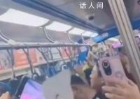 網(wǎng)友吐槽王源粉絲地鐵大合唱 她們確實(shí)很喧鬧很吵