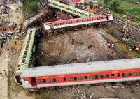 印度列車相撞事故已致288死900傷 將向死者家屬發放100萬盧比