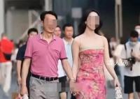 牽手門女子同款裙子銷量激增 引發網友關注