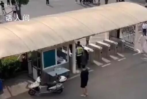 男生捅死室友?武漢商學院回應