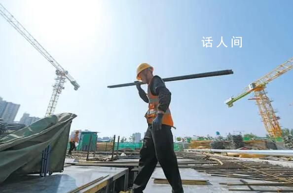 高溫下 致敬他們的堅(jiān)守