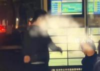 女子深夜當街被男子狂扇10多分鐘 實在是太囂張了