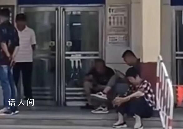 火車站回應(yīng)鎖門(mén)致乘客40℃下苦等 車站已調(diào)整營(yíng)業(yè)時(shí)間