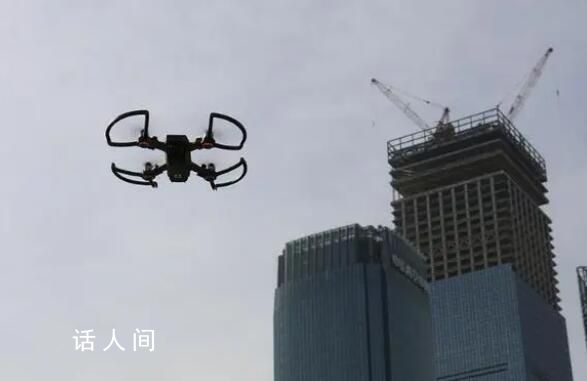 女子稱住17樓未穿衣遭無人機偷拍 報警求助