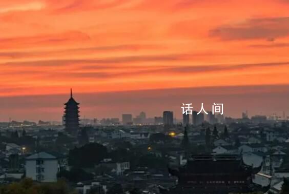 蘇州晚霞和北寺塔同框 吸引了無數游客和攝影師