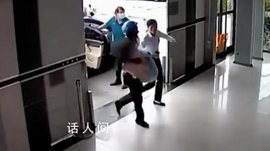 訂單超時(shí)可能是外賣小哥救人去了 具體什么情況