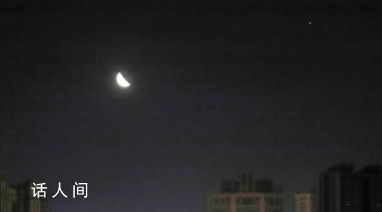 “木星伴月”現(xiàn)身夜空 為寂靜的夜空平添了幾分浪漫