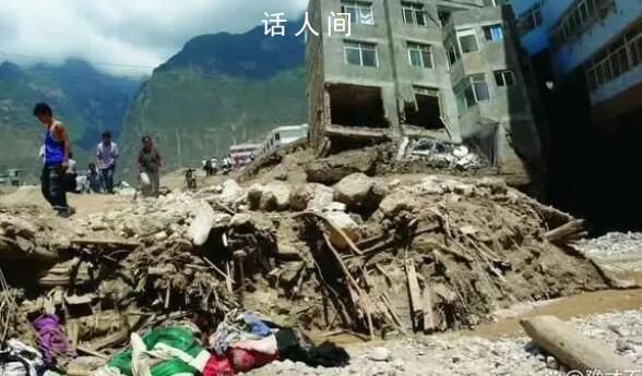 湖北宜昌突發(fā)山體巖石崩塌致7死 相關(guān)處置工作正在緊張進行中