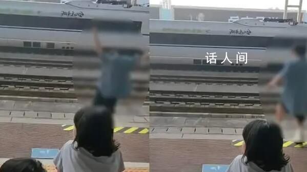 山東滕州高鐵站跳軌男子已死亡 目前鐵路公安已介入調查