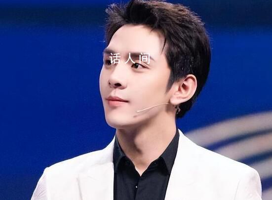 李佳琦幕后老板財富高達170億 戚振波個人資料介紹