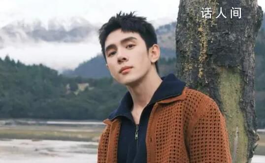 李佳琦掉粉已超百萬 怒懟網友一事持續引發輿論關注