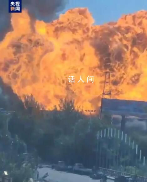 河北一工廠爆燃 火光燃成蘑菇云
