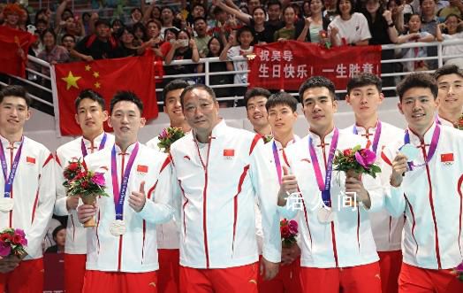 中國男排錯失金牌后全隊自責 與冠軍失之交臂