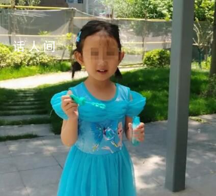 上海4歲女童海灘走失已超40小時 目前家人及警方都在擴散消息尋找中