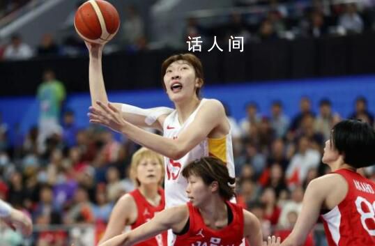 中日女籃巔峰對決 中國女籃74比72戰(zhàn)勝日本女籃