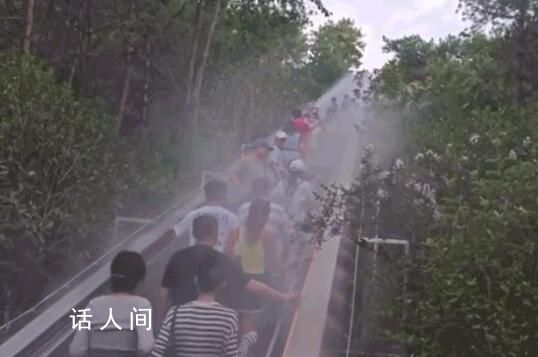 游客來爬山發現有電梯直達山頂 山一步沒爬景一處沒落