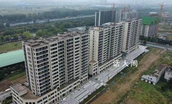 樓盤逾期交付還要求房主補差價 引發部分業主不滿