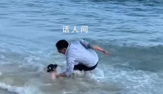 幼童被海浪卷走好心大哥飛奔撈起 非游泳區有安全員和廣播提醒