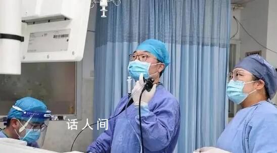 男童肺炎高熱不退被建議“洗肺” 洗肺對(duì)治肺炎有啥作用
