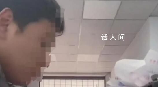 罵城管裁縫店老板:他們態(tài)度都挺好