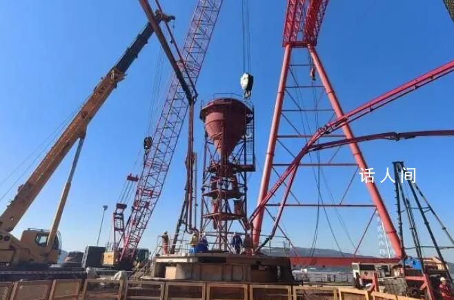 世界最寬跨海大橋完成灌注 大橋建設取得階段性進展