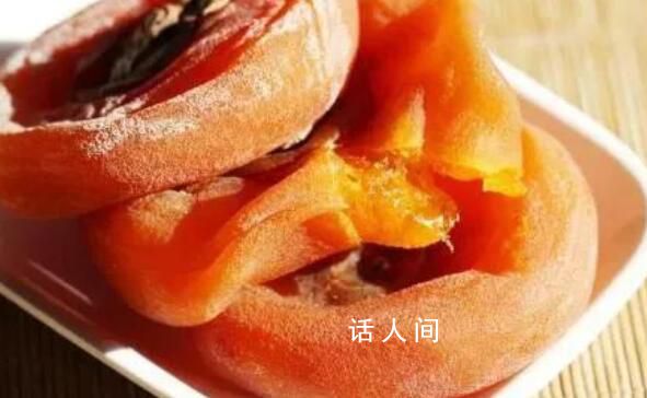 連吃10個柿餅男子差點腸穿孔 這是咋回事?