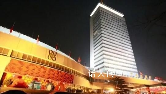 春晚第一次大彩排明星陣容 表演嘉賓陸續進入央視大樓進行彩排