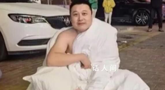 新疆地震男子裹被子從5樓箭步逃生 當事人：只穿了內褲在外面不敢回去