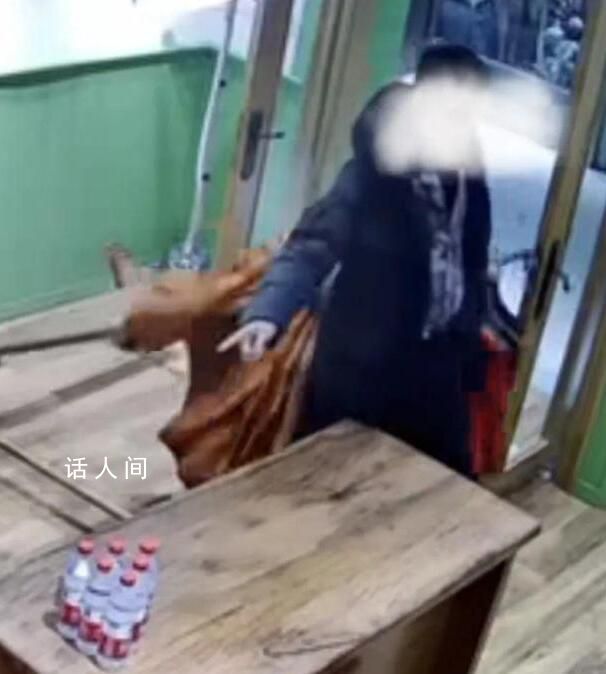 服裝店剛開業遭陌生男子打砸威脅 立案的時候才知道這個人叫什么