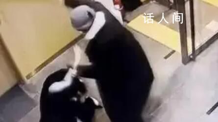 韓國(guó)女議員被人重?fù)纛^部 視頻曝光