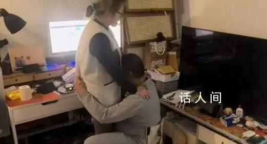 男子被裁瞞著妻子送外賣(mài)疑似擺拍 背后真相令人震驚