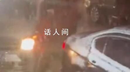 男子車禍現場抱著人哭喊:你起來