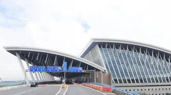 上海浦東機(jī)場恢復(fù)網(wǎng)約車運(yùn)營服務(wù) 滿足廣大市民乘客出行需求
