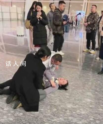 女子稱被困機場30小時 有旅客暈倒