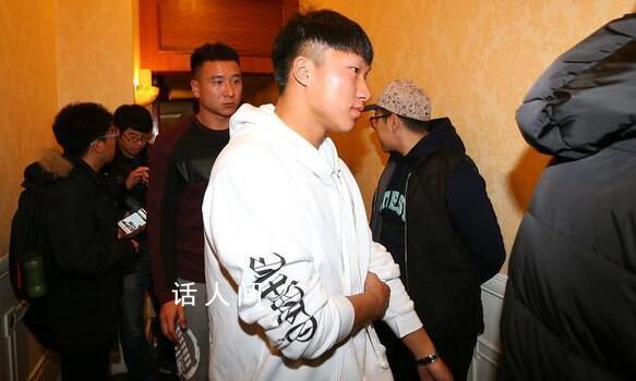 00后開始整頓酒局 直言這種職場酒桌文化不僅浪費時間且對身體健康有害