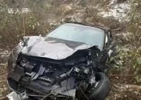 男子開車返鄉(xiāng)掉下60米懸崖 好在3人僅受輕傷