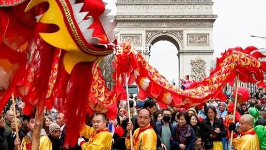 全球點亮“中國紅” 感受中國年的魅力