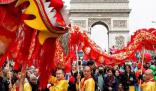 全球點(diǎn)亮“中國(guó)紅” 感受中國(guó)年的魅力