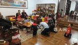 盤點(diǎn)春節(jié)拜年里的“臥龍鳳雛” 各地春節(jié)奇葩習(xí)俗搞笑來襲