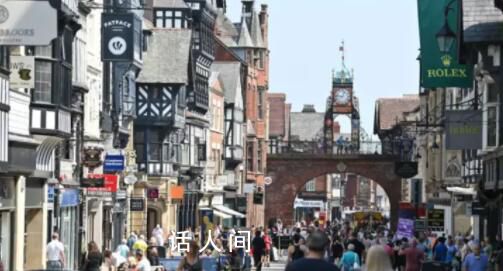 英國財(cái)政大臣稱經(jīng)濟(jì)正渡過難關(guān) 