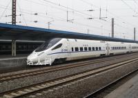 12306稱車庫(kù)的車都開(kāi)出去了 不太可能再臨時(shí)加開(kāi)列車