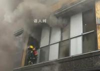 湖南一飯店起火14人送醫 火災現場濃煙滾滾